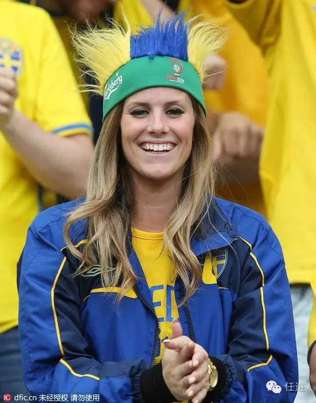 瓒崇悆鍜垖瑙嗛,瓒崇悆鍘熷湴鑸旂悆