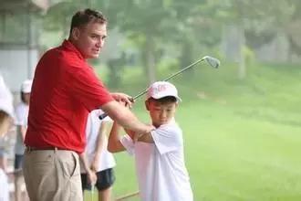 管理就是让别人做事的能力,管理就是带领他人成长