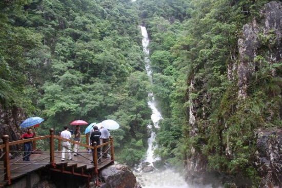 江西三百山国家森林公园,江西安远三百山风景区
