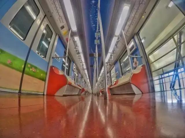 上海迪士尼春季巡游火车 (迪士尼上海开放时间表)