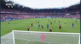 绝对巨星莫德里奇,大中锋莫德里奇