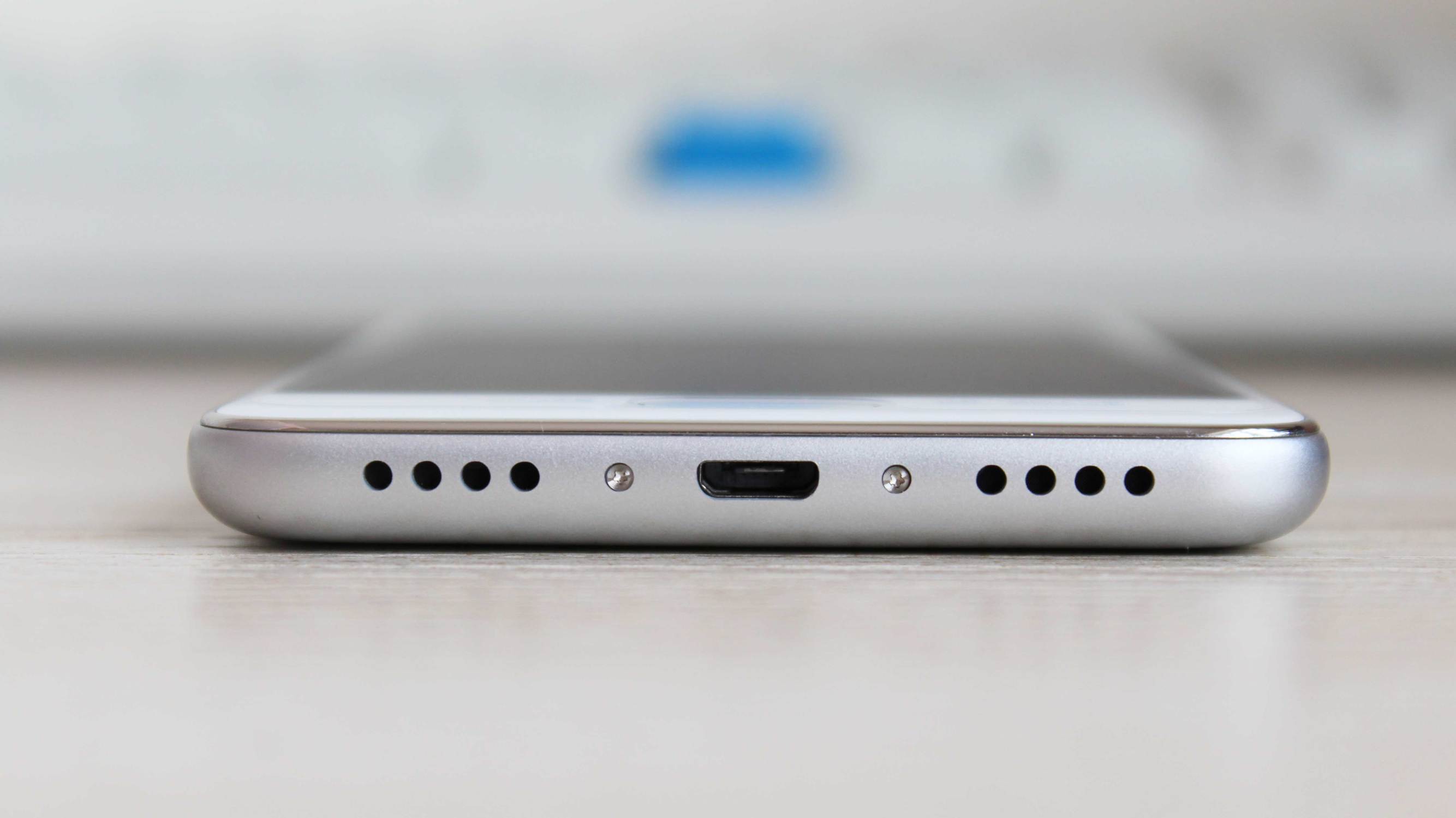 魅蓝3魅蓝3s,魅蓝3s刚发布多少钱