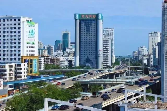 海口一座不需要滤镜的城市,海口一线海景