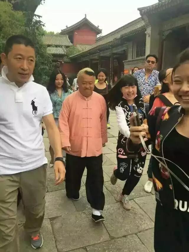 五月初一拜文殊菩萨,农历五月十五日拜菩萨