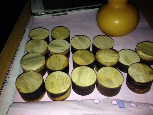 树枝车珠子,用松树车珠子