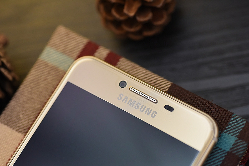 galaxyc55实拍,三星galaxyc5怎么样