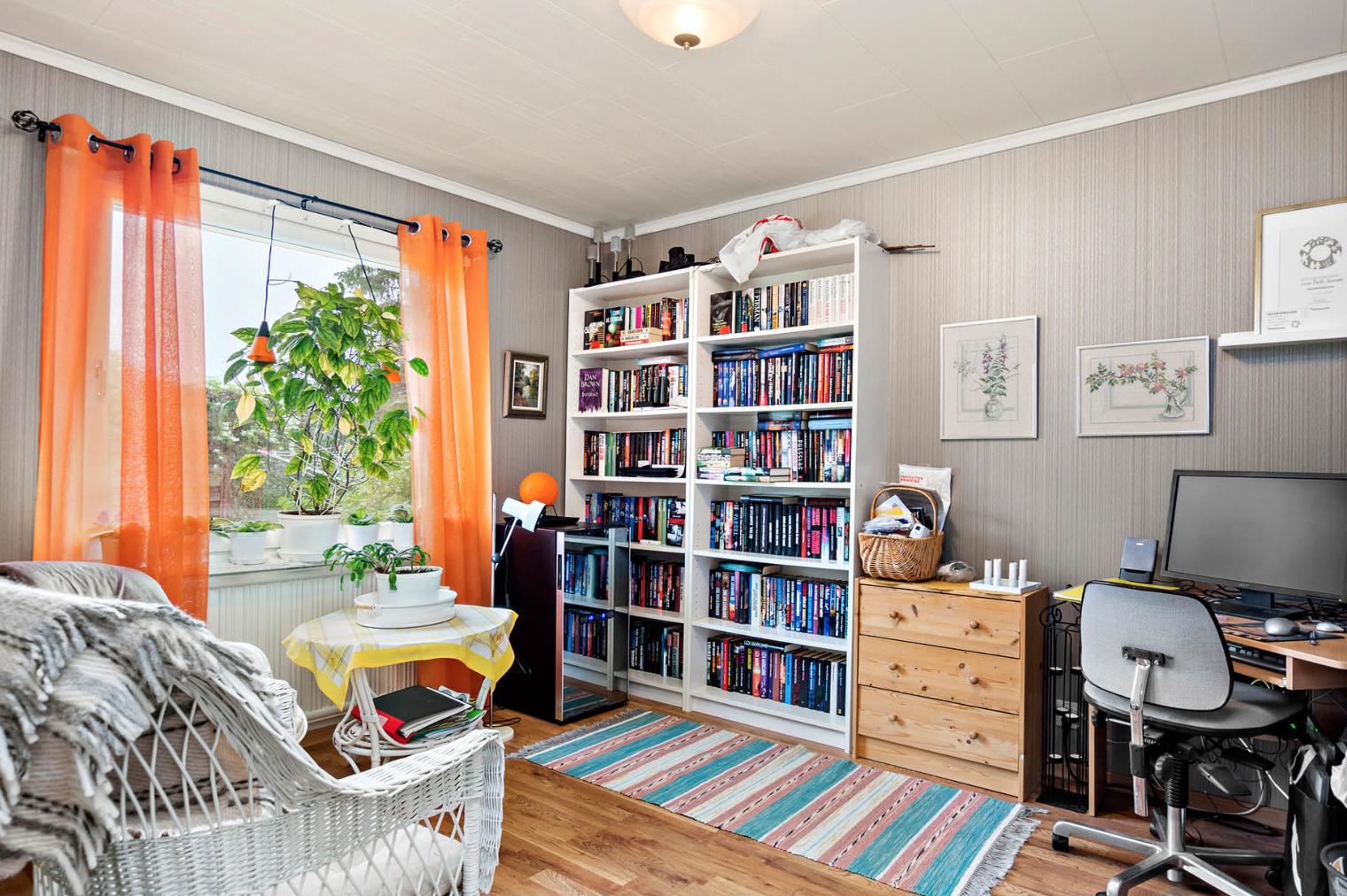 小院子适合盖小别墅吗,可以在独栋别墅的院子里盖平房吗