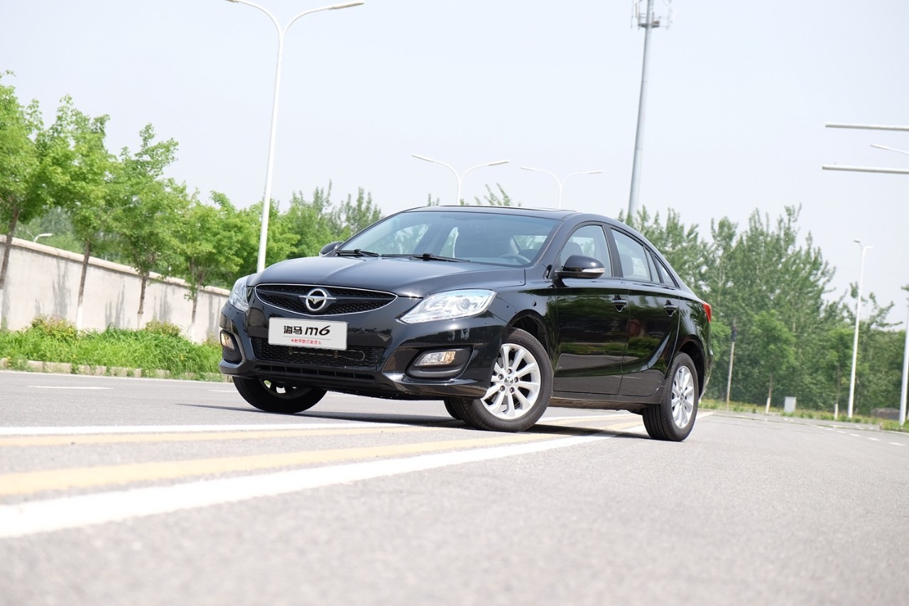 海马m61.5t手动测评,17年自动1.5t海马m6评测