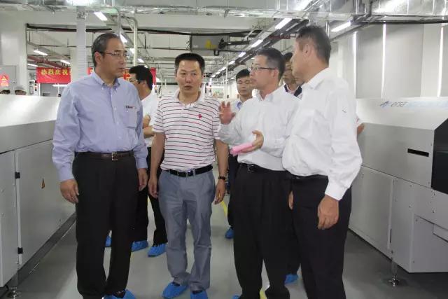 火力全开建设,led显示屏制造企业