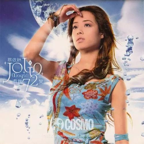 37岁进军街拍军团一点也不晚，因为她是蔡依林