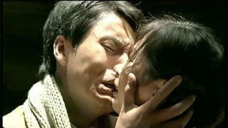 咬破嘴唇舌头,咬破嘴唇