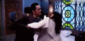 咬破嘴唇舌头,咬破嘴唇