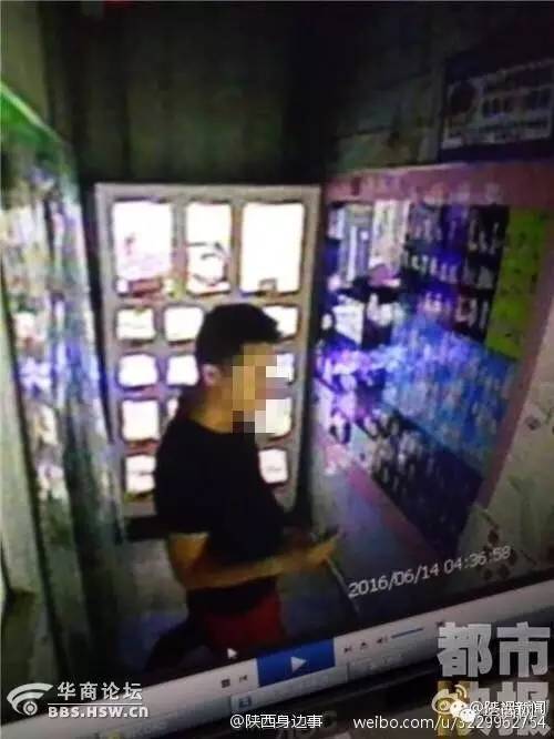 西安一草丛里发现弃婴留有奶粉,路边草丛里惊现死婴儿