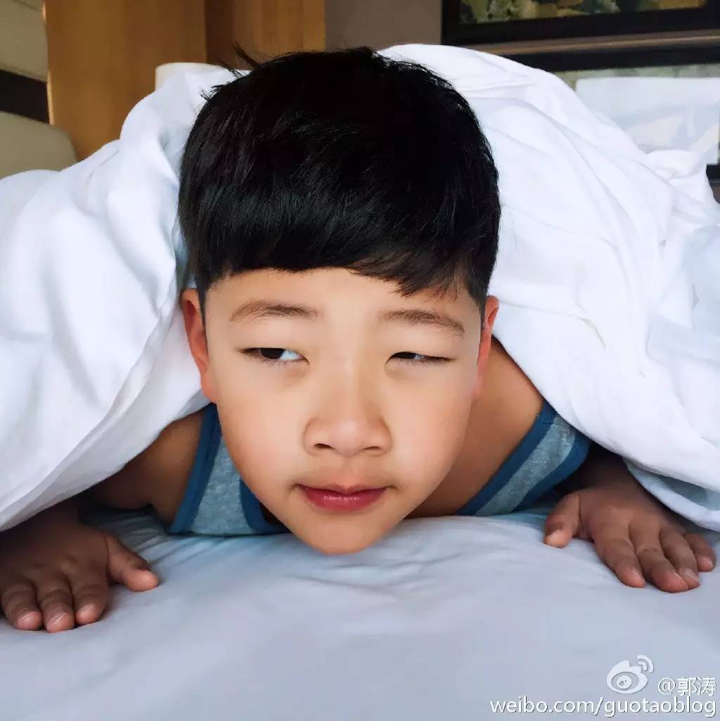 父亲节|这位逗逼，请问地上的“高冷男神”人设是你掉的吗？