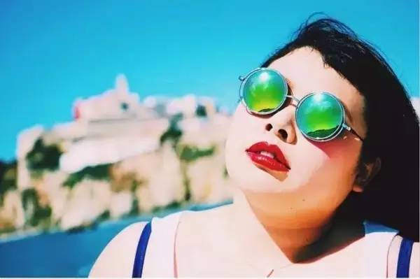 逆袭这个重达200斤的胖妹竟然是日本最火的网红