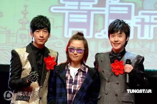 《太子妃》挂了，绿王上线，n年前上康熙时，他和小s。。。。