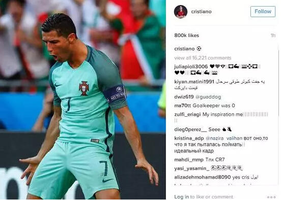 跳进自己挖的坑,自己挖的坑笑着也要跳下去