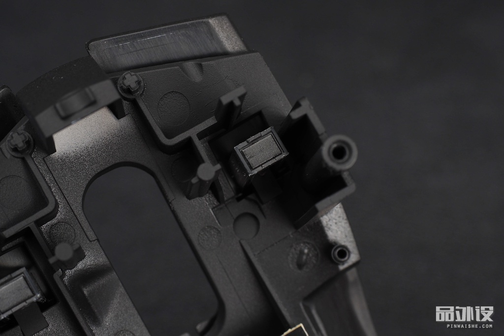 雷蛇那伽梵蛇六芒星背光灯不亮,雷蛇巴塞利斯蛇v2鼠标测评