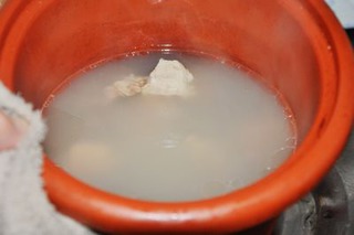 快！拿个大点的盆子，接住我的口水！