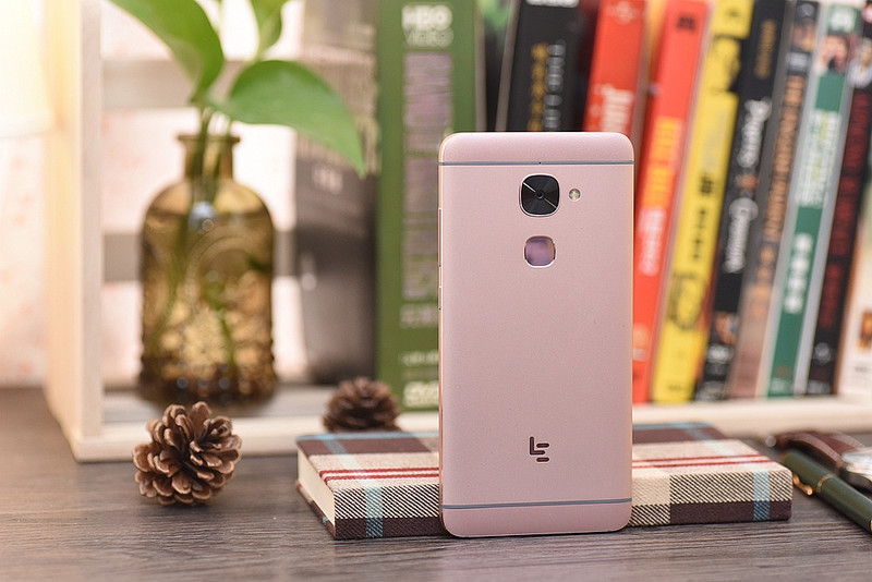 乐2为什么那么便宜,乐2什么时候出的