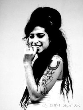 从科特柯本、吉姆莫里森到怀恩豪斯，摇滚天才都死于27岁？