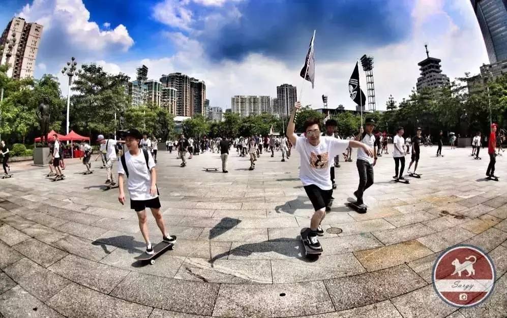 madness水原希子t恤,水原希子纽约时装周