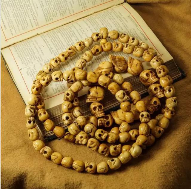 那些精美，但又奇葩的复古首饰