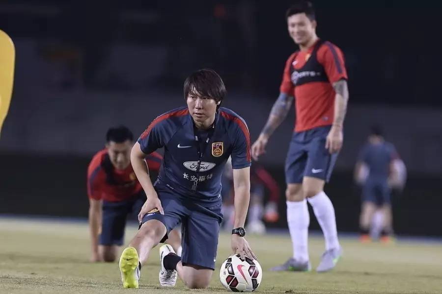 李铁炮轰国家队领队郭炳颜全程,中国足球领队郭炳颜事件