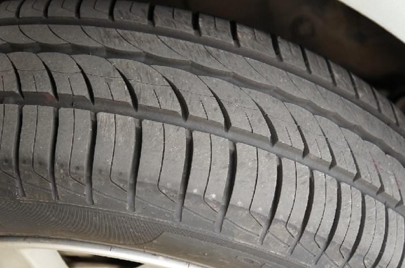 天上掉轮胎,倍耐力新p1轮胎测评视频