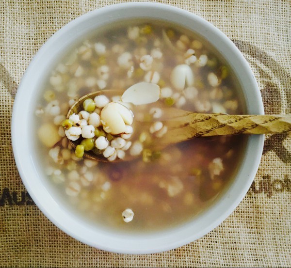 夏天，给爱鸽泡杯茶降降温吧