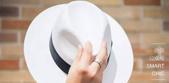 一顶帽子顶一件衣服,一顶帽子瞬间显时尚