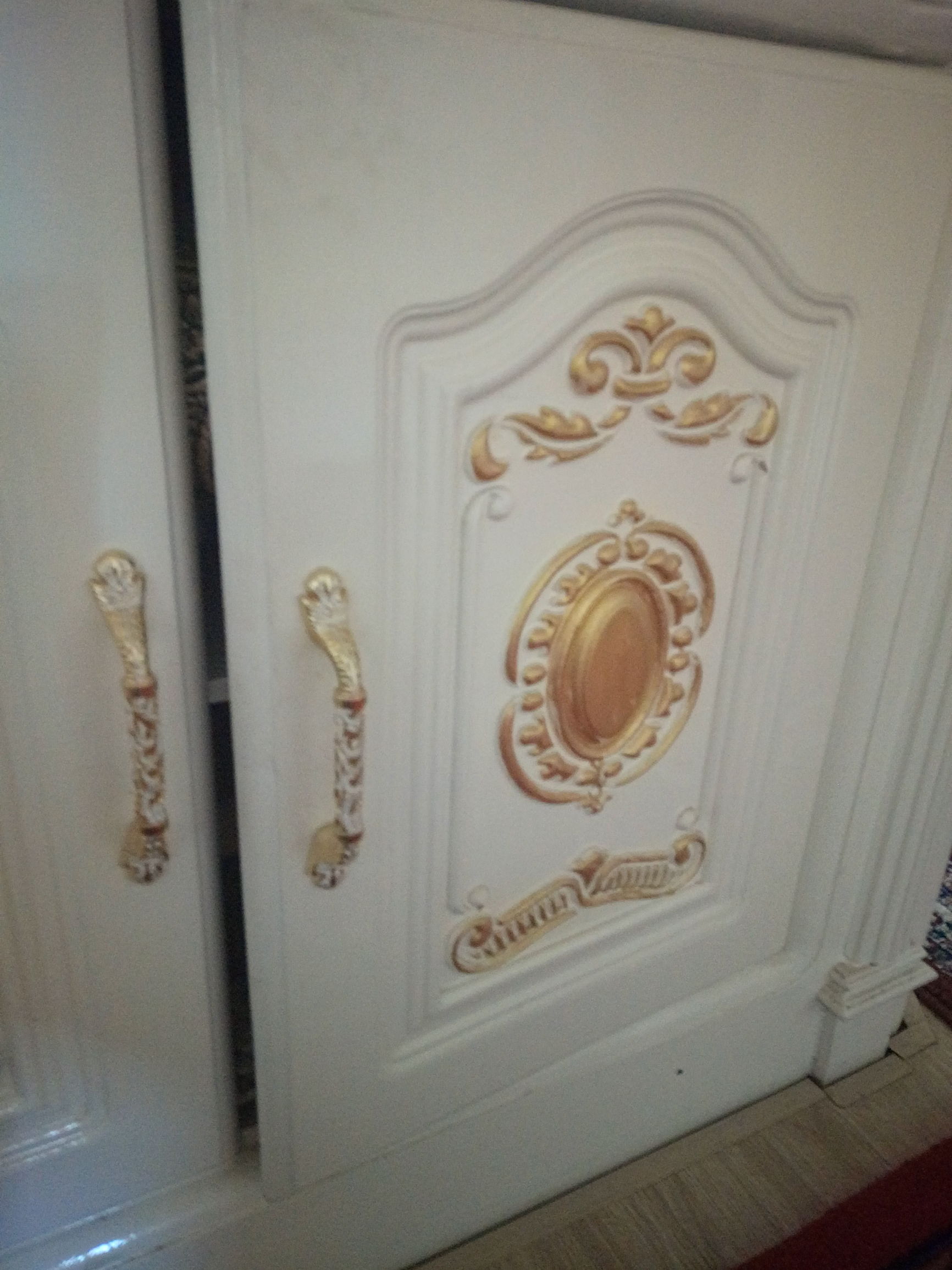 修门补洞装合页,牙签修柜门合页