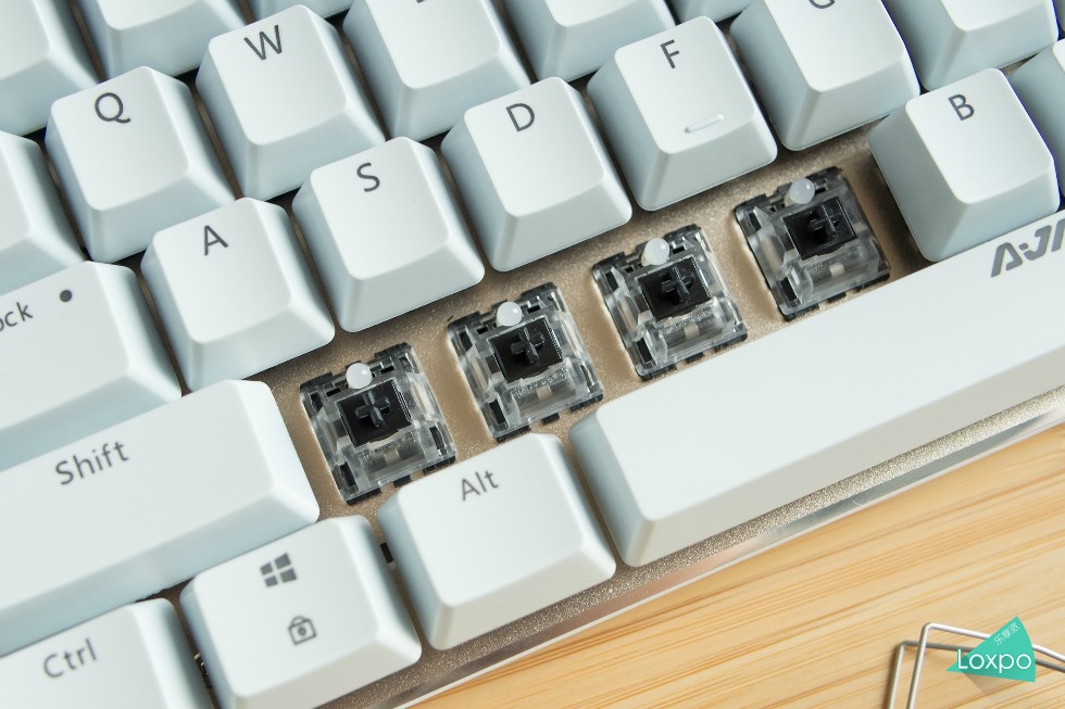 黑爵键盘ak33s,黑爵ak33黑轴测评