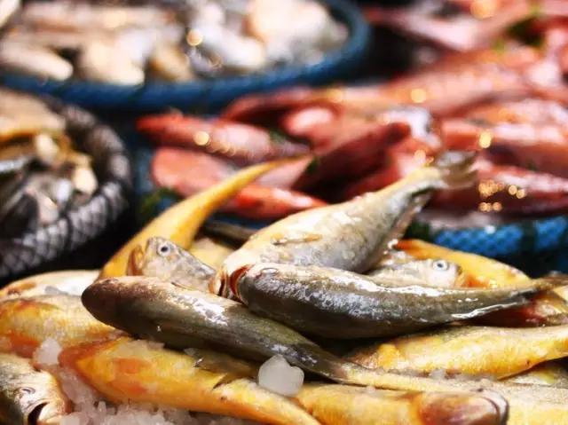 用十年“食光”，去结交一座城