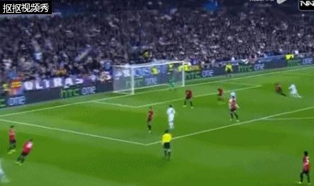 c罗的弹跳力和孙兴慜的爆发力,c罗才是弹跳力最惊人的