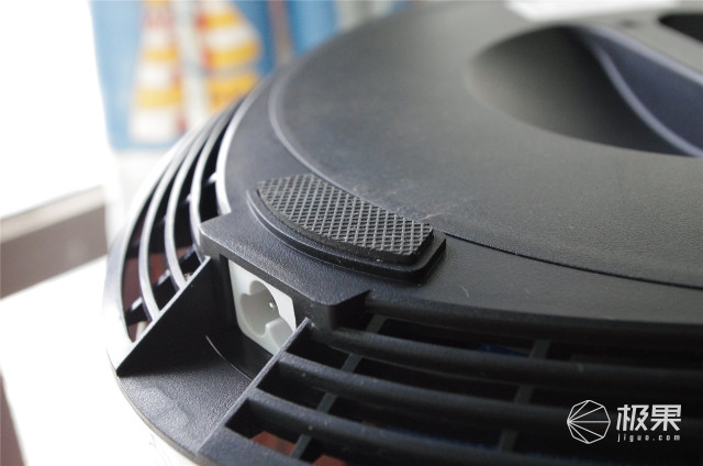 远程操控，省心省力，有了LifeSmart随时掌控室内空气质