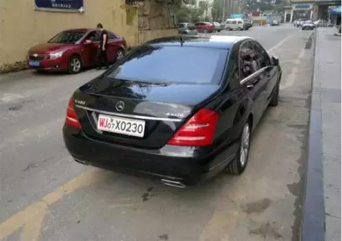 白底粉色车牌代表什么,不同颜色车牌代表的含义