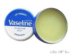 塑料凉鞋磨脚怎么办,生活小妙招凉鞋粘合