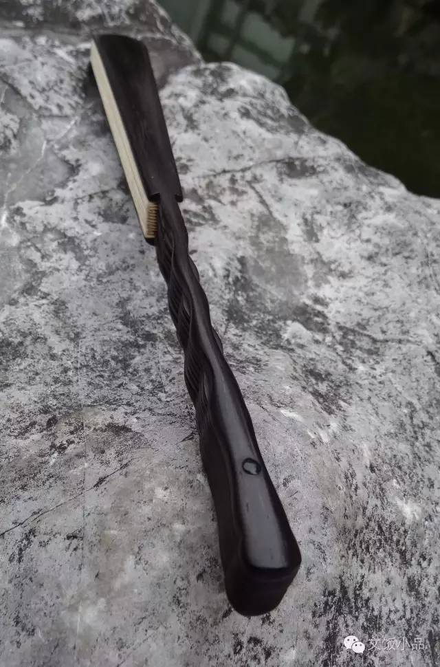 桃花坞里桃花扇--记苏扇制扇大师徐家东