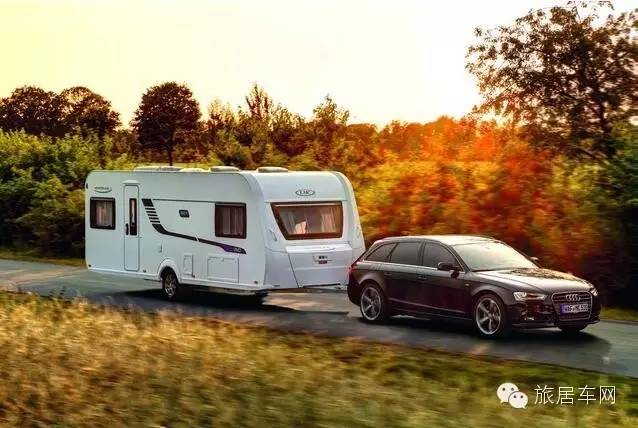 房车旅行在野外,玩房车的日常生活