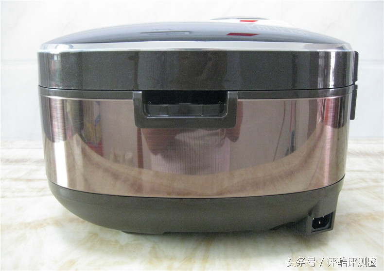 爱仕达ih铁釜电饭煲,爱仕达IH不锈钢内胆电饭煲怎么样