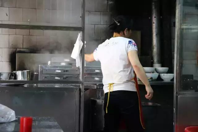 老味道,不吃咸煎饼的九记是一番怎么样的体验?