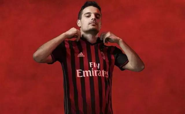 不吹不黑的牌子,米兰的球衣哪款最经典