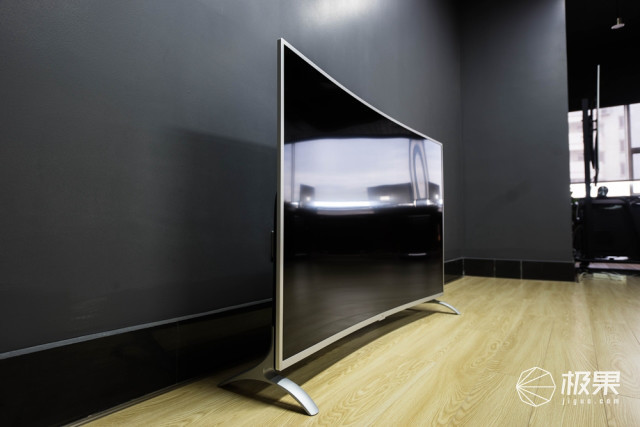 乐视超4x55curved用的什么屏幕,乐视超4x55curved曲面屏