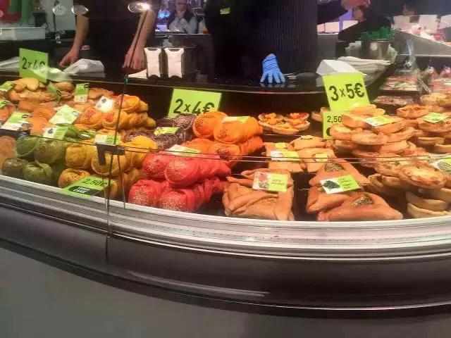 西班牙巴塞罗那自由行热门攻略,西班牙怎么玩