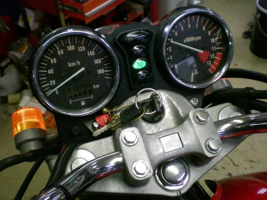 cb400一二三代的区别,cb400新旧区别