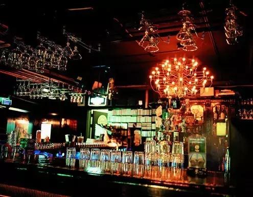 巴塞罗那自由行攻略,免费玩转西班牙马德里不思议