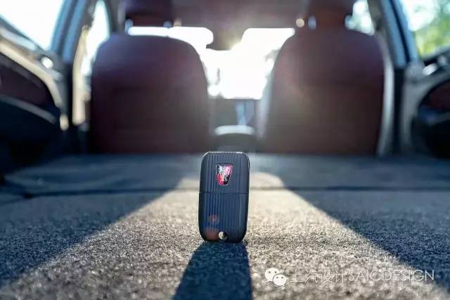 荣威2016rx5互联网自动版,荣威全新rx5模型