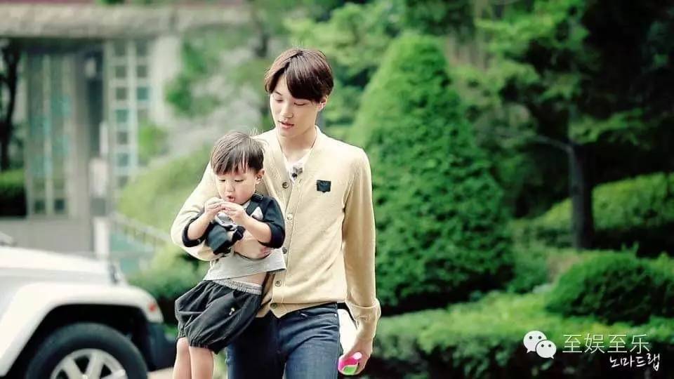 杨洋吴磊胡一天,杨洋王俊凯胡歌同框照