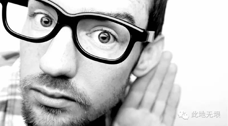 尽管我被卡在后排座椅上，我还是给这款车点了赞